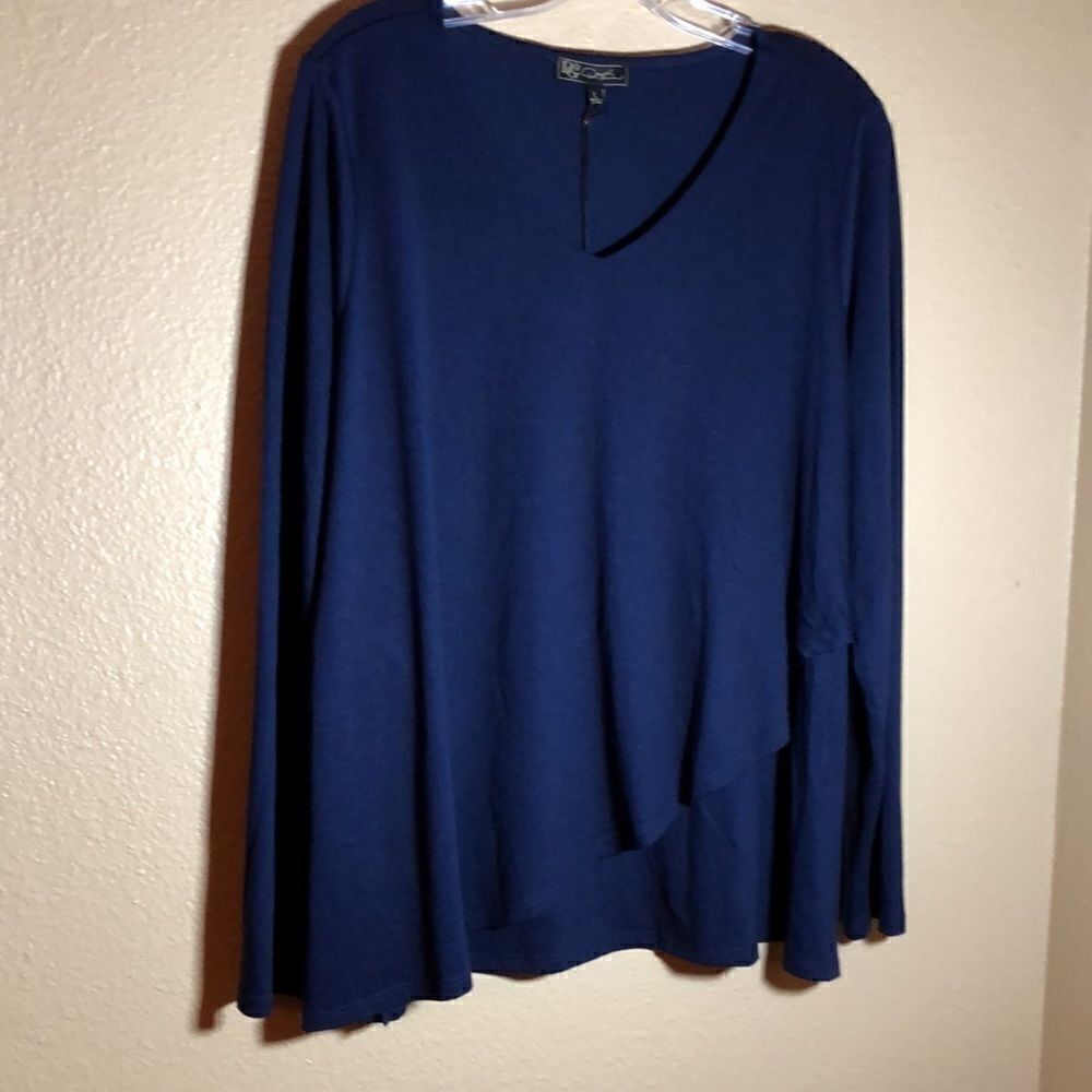 DG2 by Diane Gilman faux wrap long sleeve top in rich navy blue soft knit Size L - Picture 6 of 12